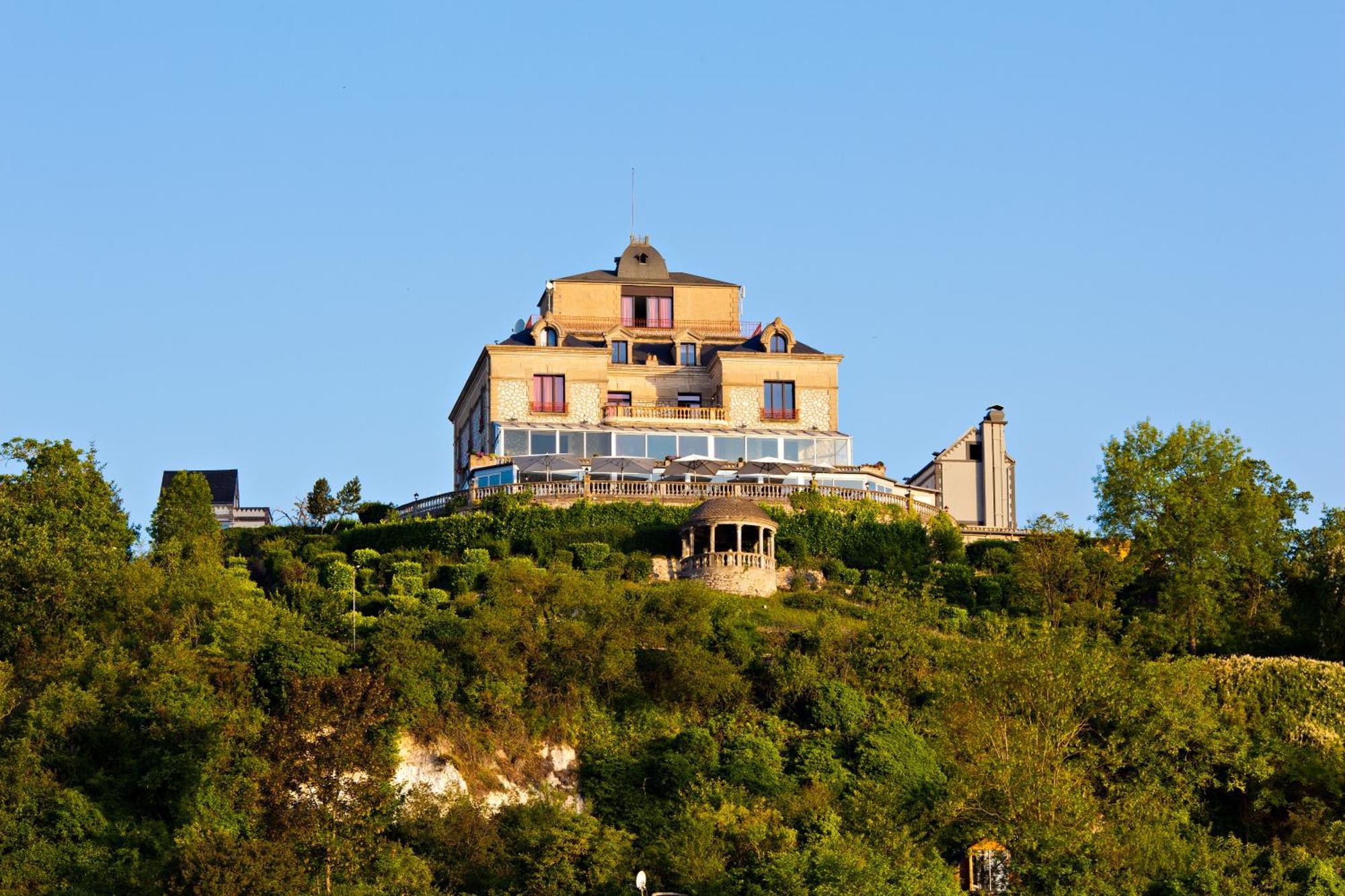 Domaine De La Corniche Hotel Rolleboise Exterior photo